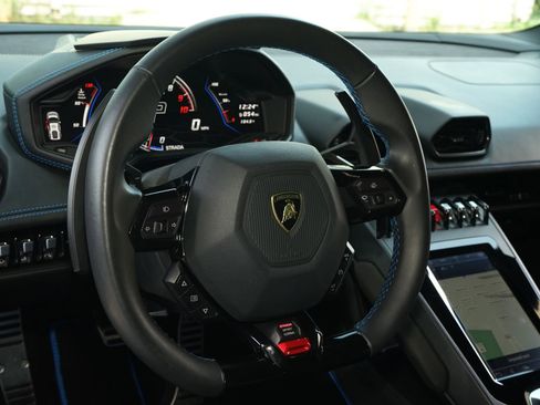 Used 2021 Lamborghini Huracan EVO RWD image 14