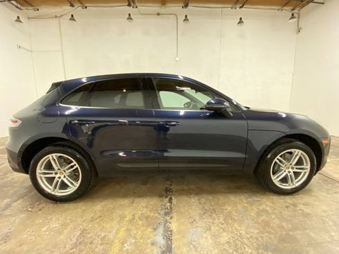 Used 2023 Porsche Macan Turbo AWD/4WD image 6