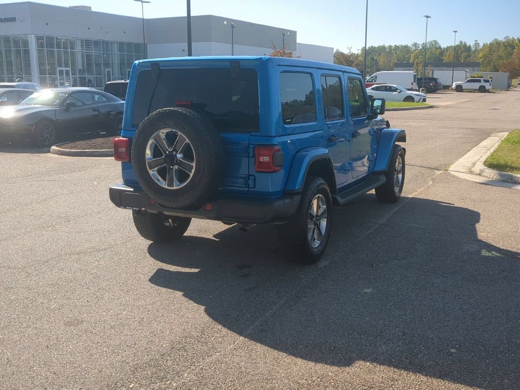Used 2022 Jeep Wrangler Unlimited Sahara w/ LED Lighting Group AWD/4WD image 5