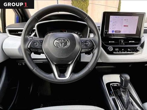 Certified 2023 Toyota Corolla SE w/ SE Premium Package image 6