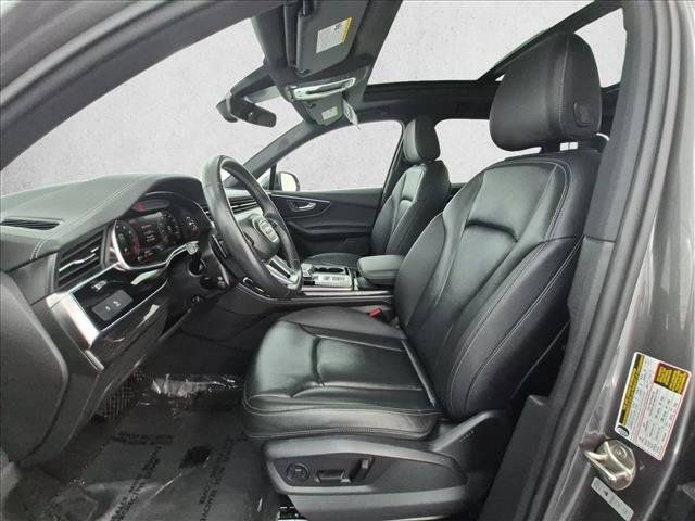 Used 2025 Audi Q7 3.0T Premium Plus AWD/4WD image 17