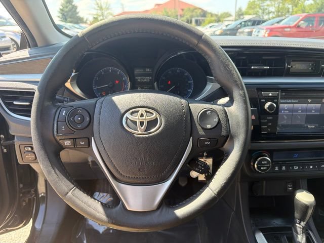Used 2015 Toyota Corolla S FWD image 11