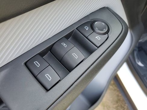 New 2027 Chevrolet Bolt LT image 19