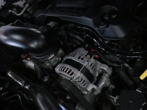 Used 2021 RAM 1500 Big Horn image 9