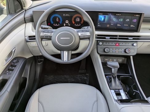 New 2026 Hyundai Tucson SE image 14