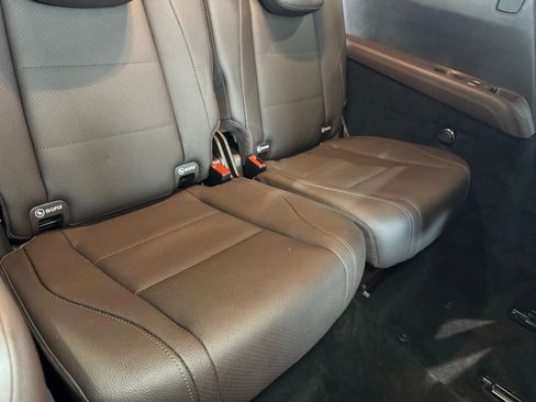 Used 2021 Mercedes-Benz GLS 450 4MATIC w/ Warmth & Comfort Package image 21