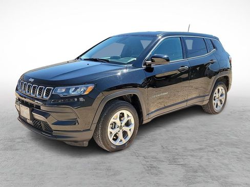 Used 2025 Jeep Compass Sport AWD/4WD image 5