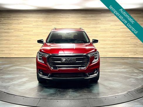 Used 2024 GMC Terrain AT4 AWD/4WD image 5