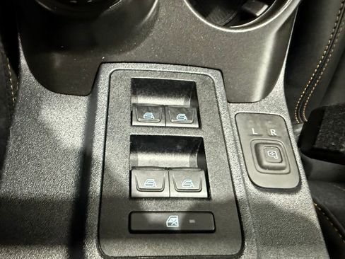 Used 2023 Ford Bronco Badlands w/ Sasquatch Package image 39