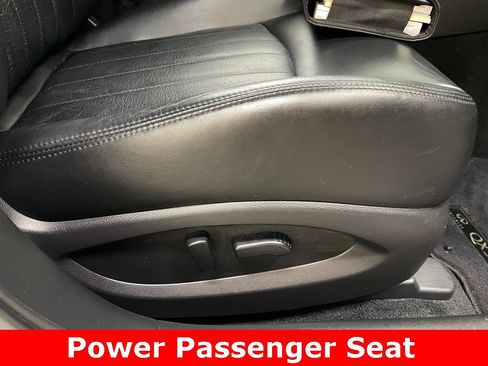 Used 2017 INFINITI QX50 Base w/ Premium Plus Package image 14