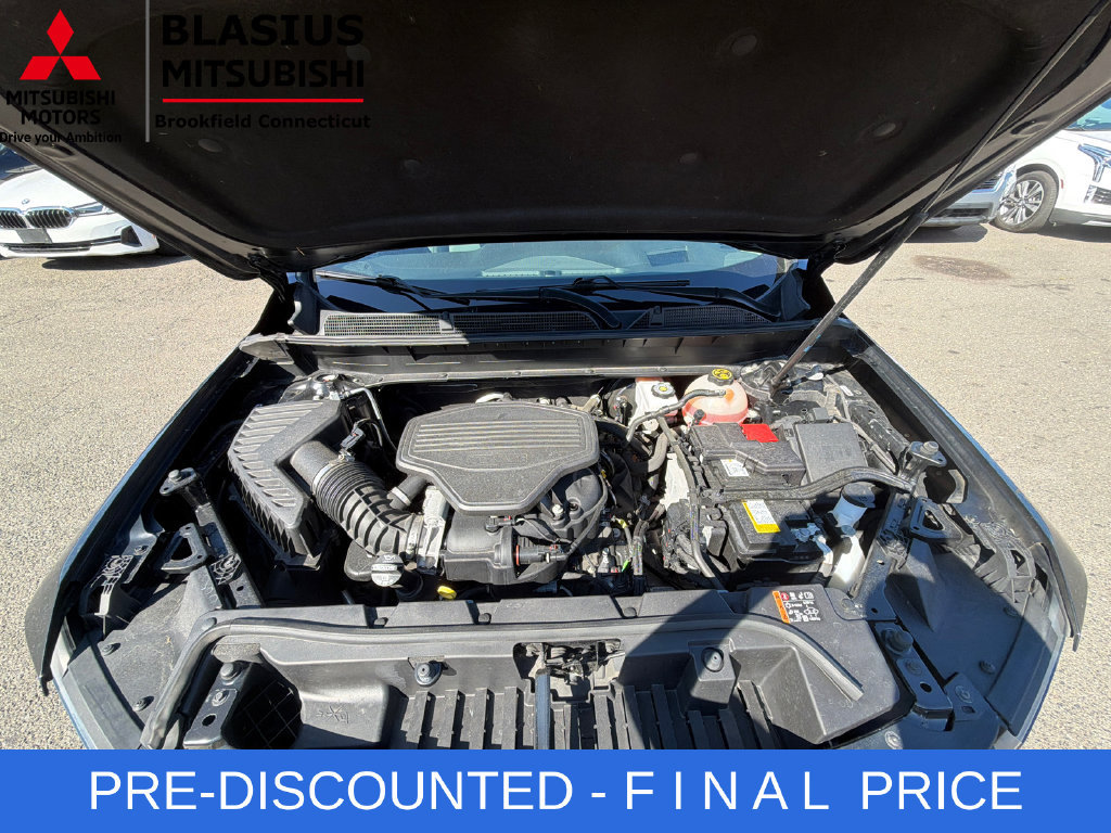 Used 2023 GMC Acadia AT4 w/ GMC Pro Grade Package AWD/4WD image 45