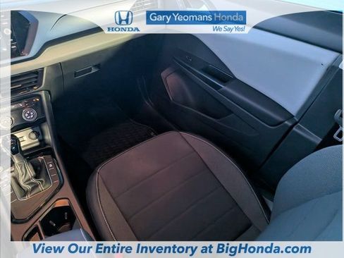 Used 2023 Volkswagen Taos SE FWD image 18