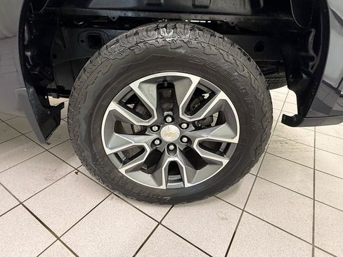 Certified 2023 Chevrolet Silverado 1500 LT AWD/4WD image 13