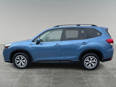 Used 2019 Subaru Forester Premium image 2
