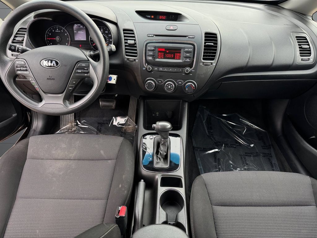 Used 2018 Kia Forte LX FWD image 12