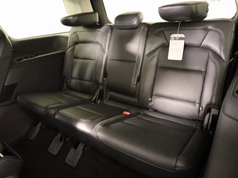 New 2025 Lincoln Navigator Reserve AWD/4WD image 13