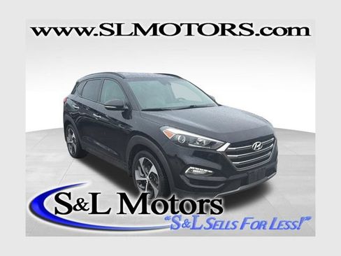Used 2016 Hyundai Tucson Limited w/ Option Group 03 FWD image 1