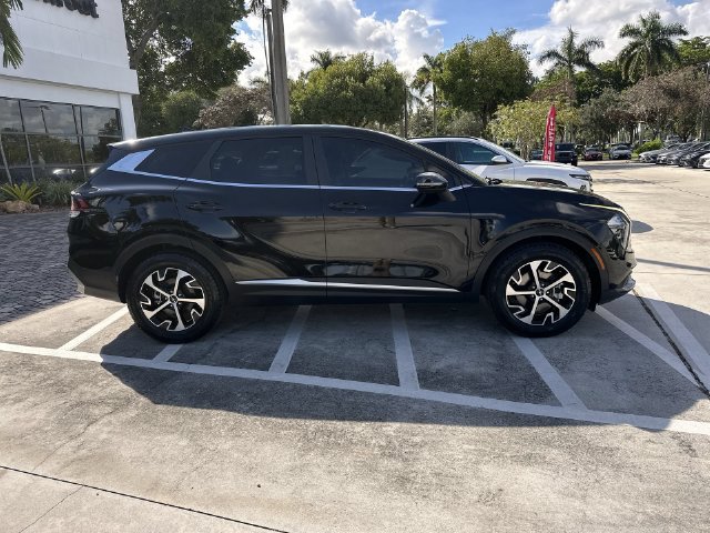 Used 2023 Kia Sportage EX FWD image 14