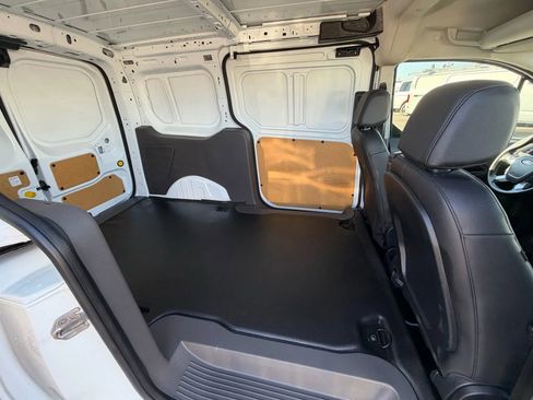 Used 2022 Ford Transit Connect XL image 13