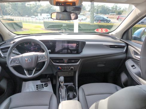 Used 2025 Buick Encore GX Preferred w/ Comfort Package image 27