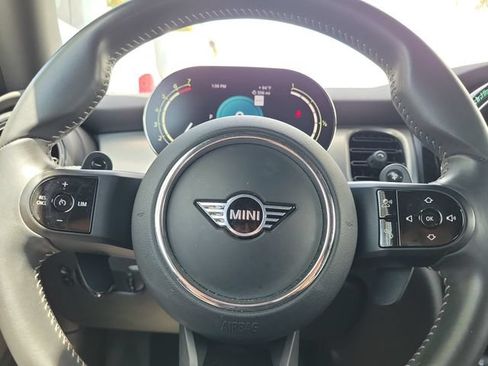 Used 2023 MINI Cooper S FWD image 19