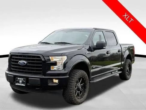 Used 2017 Ford F150 XLT w/ Equipment Group 302A Luxury AWD/4WD image 3