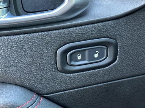 Used 2023 Jeep Wrangler Unlimited Rubicon 4xe image 11