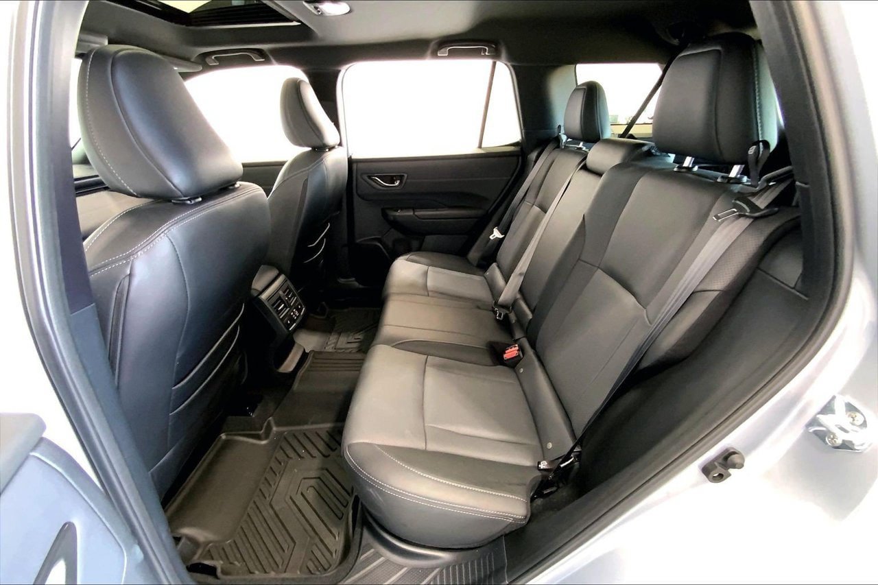 Used 2026 Subaru Outback Touring AWD/4WD image 19