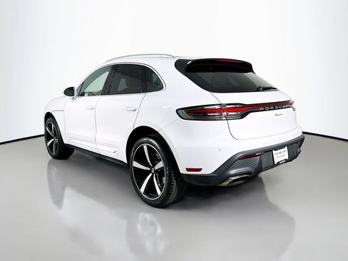 Used 2023 Porsche Macan AWD/4WD image 3