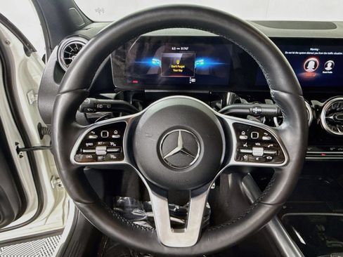 Used 2023 Mercedes-Benz GLA 250 4MATIC image 14