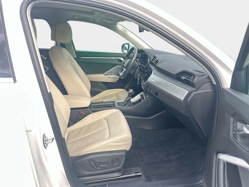 Used 2021 Audi Q3 2.0T Premium AWD/4WD image 6