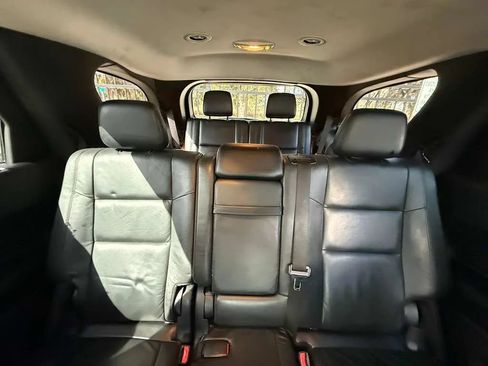 Used 2017 Ford Explorer XLT FWD image 16