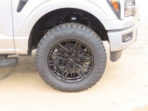 New 2026 Ford F150 Lariat w/ Equipment Group 502A High AWD/4WD image 9