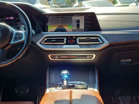 Used 2022 BMW X5 sDrive40i w/ M Sport Package RWD image 22