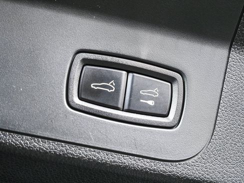 Certified 2023 Porsche Panamera GTS image 33