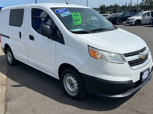 Used 2017 Chevrolet City Express LT FWD image 3