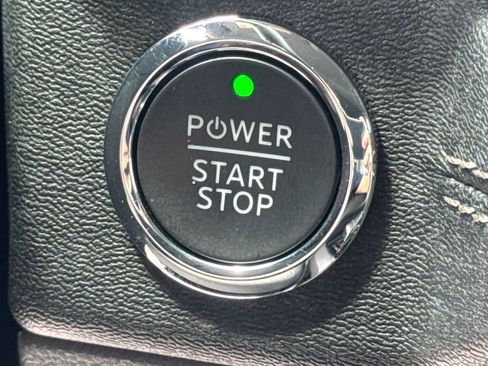 Used 2025 Ford F150 Lightning Flash AWD/4WD image 39
