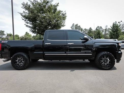 Used 2016 Chevrolet Silverado 1500 LTZ Z71 w/ LTZ Plus Package AWD/4WD image 8