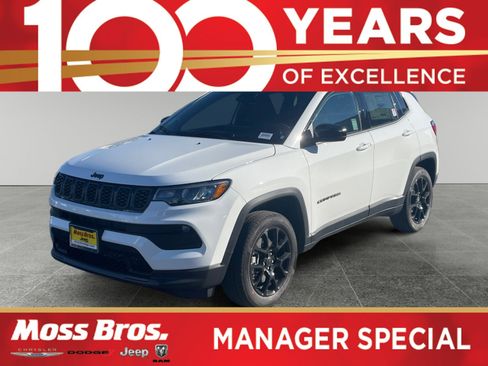 New 2026 Jeep Compass Latitude AWD/4WD image 1