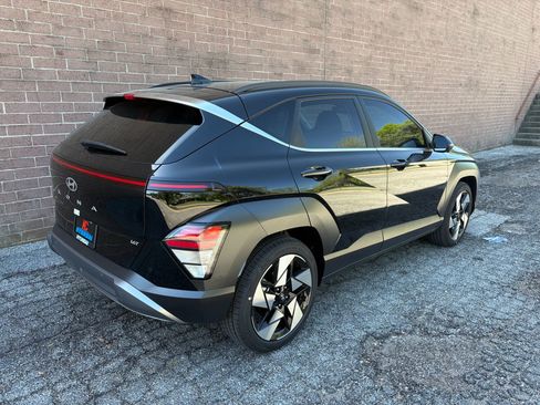 New 2026 Hyundai Kona Limited FWD image 4
