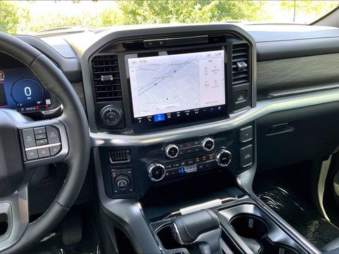 Used 2025 Ford F150 Lariat w/ Equipment Group 501A Mid AWD/4WD image 6
