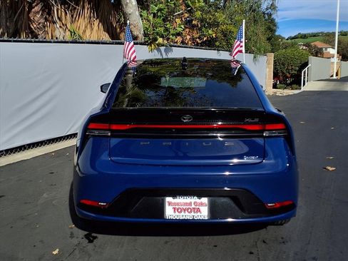 Certified 2024 Toyota Prius XLE image 7