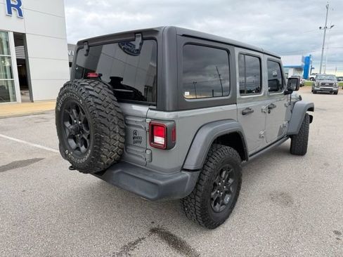 Used 2023 Jeep Wrangler Unlimited Sport AWD/4WD image 10