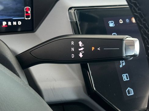 New 2027 Chevrolet Bolt LT w/ Comfort Package FWD image 22