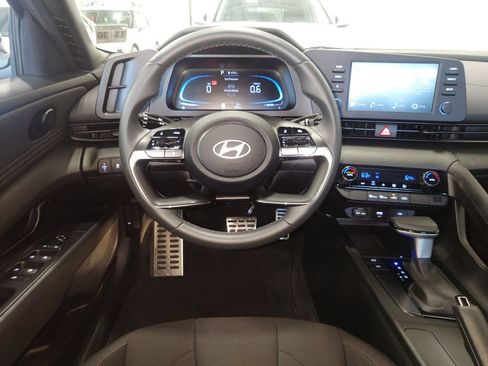 Used 2026 Hyundai Elantra Sport FWD image 14