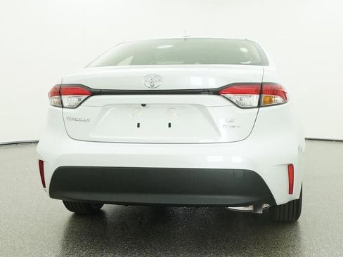 New 2026 Toyota Corolla LE FWD image 23