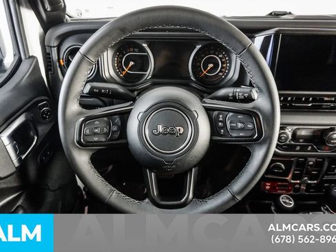 Used 2026 Jeep Gladiator Mojave AWD/4WD image 21