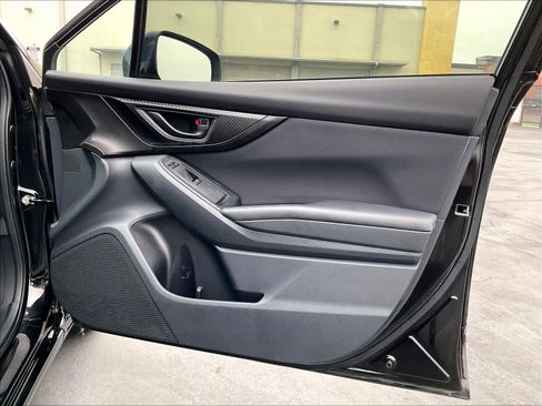 Used 2017 Subaru Impreza 2.0i Premium image 27