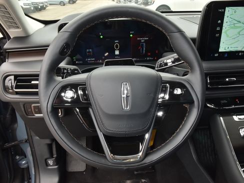New 2026 Lincoln Aviator Reserve AWD/4WD image 24