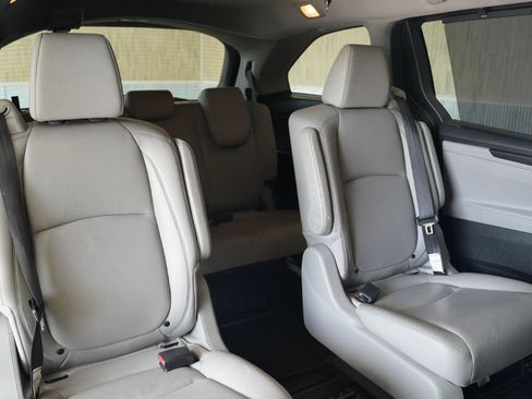 Used 2019 Honda Odyssey EX-L image 34
